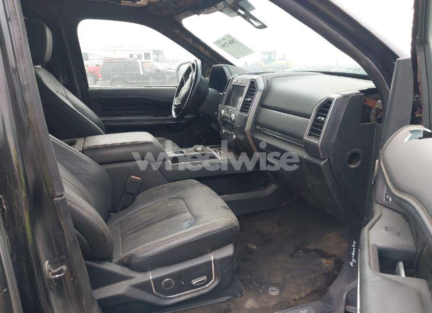 Photo 5 of 2018 Ford Expedition MAX PLATINUM (VIN 1FMJK1LT6JEA58687)