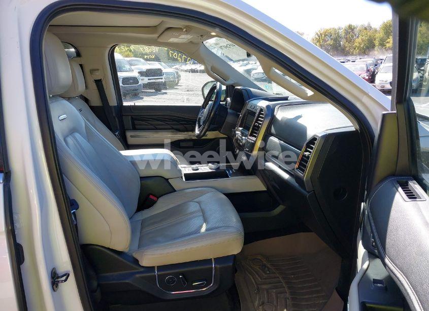 Photo 5 of 2018 Ford Expedition MAX PLATINUM (VIN 1FMJK1MT0JEA08687)