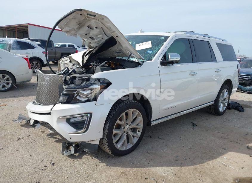 Photo 2 of 2018 Ford Expedition MAX PLATINUM (VIN 1FMJK1MT0JEA10147)