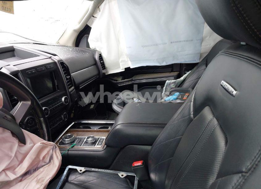 Photo 5 of 2018 Ford Expedition MAX PLATINUM (VIN 1FMJK1MT0JEA10147)