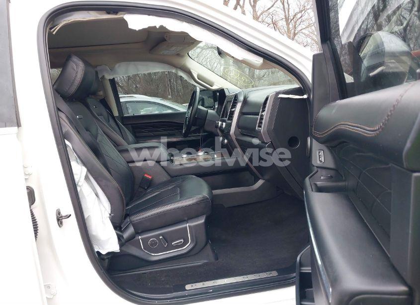 Photo 5 of 2021 Ford Expedition PLATINUM MAX (VIN 1FMJK1MT2MEA76851)