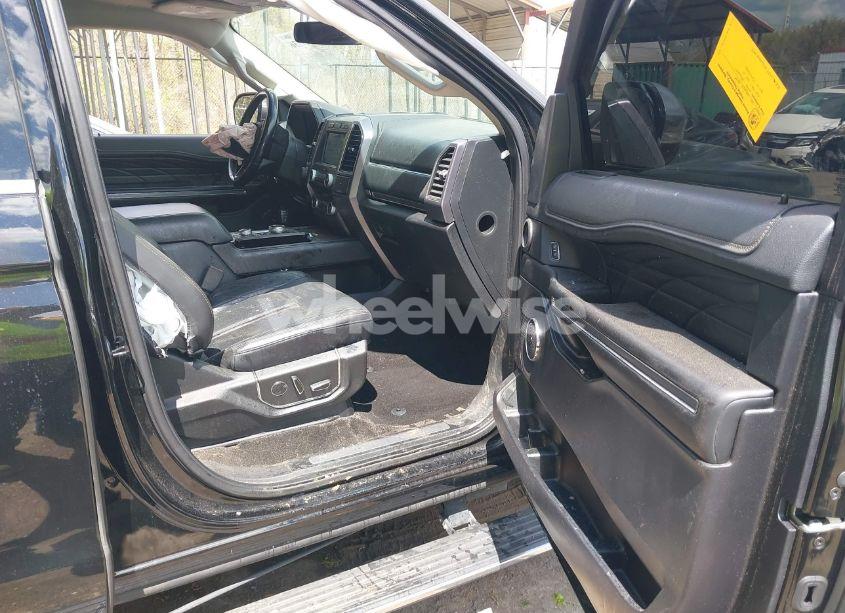 Photo 5 of 2018 Ford Expedition MAX PLATINUM (VIN 1FMJK1MT5JEA38641)