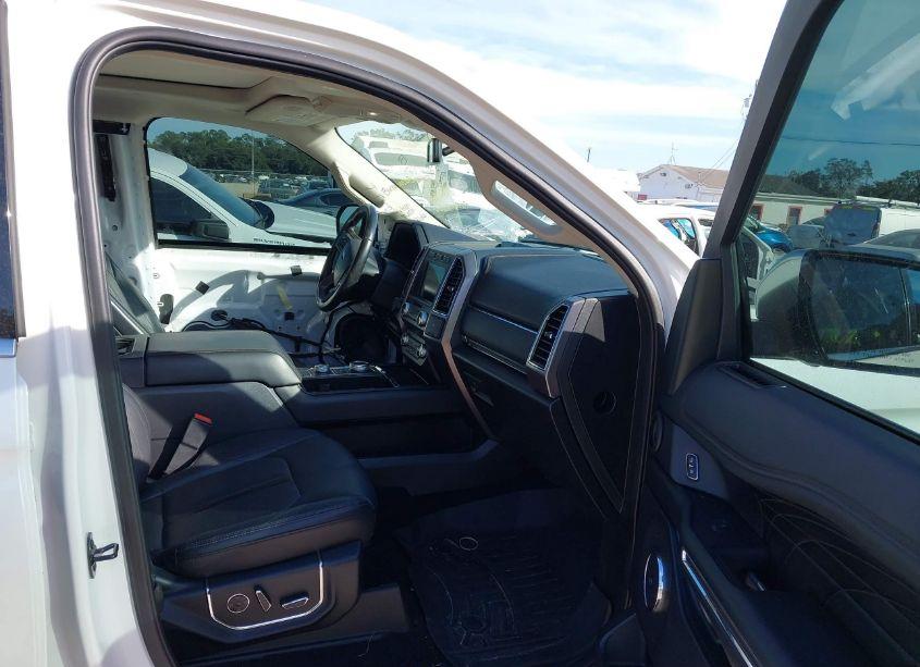 Photo 5 of 2019 Ford Expedition MAX PLATINUM (VIN 1FMJK1MT7KEA67950)