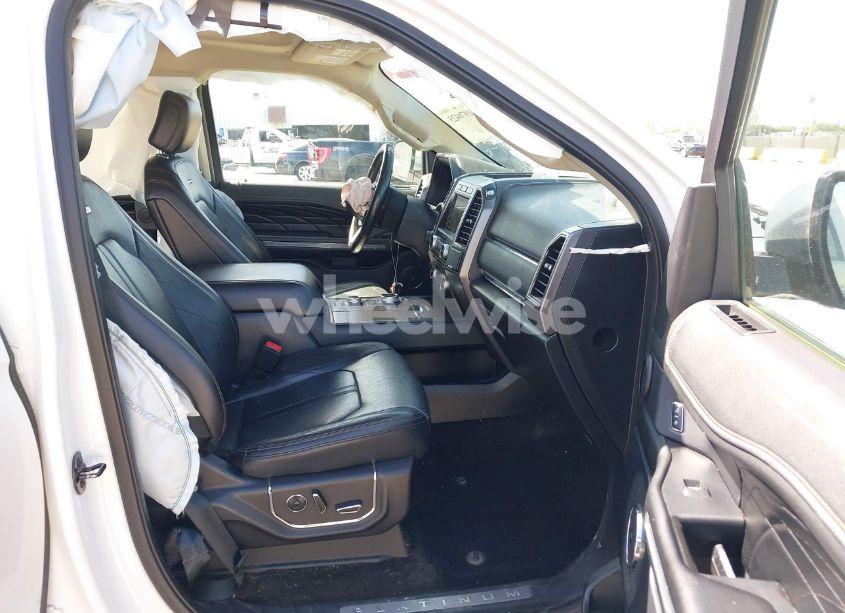 Photo 5 of 2018 Ford Expedition MAX PLATINUM (VIN 1FMJK1MTXJEA31054)