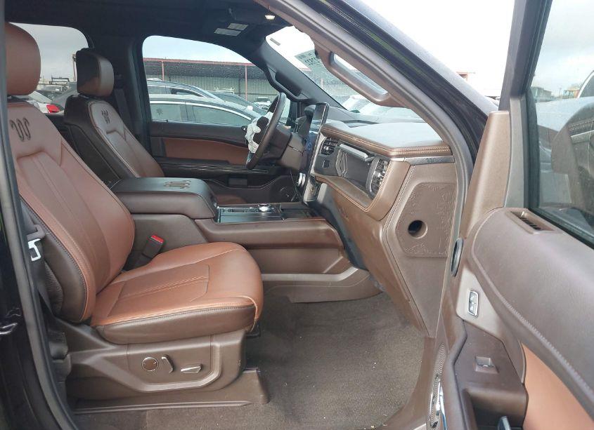 Photo 5 of 2023 Ford Expedition KING RANCH MAX (VIN 1FMJK1N82PEA64116)