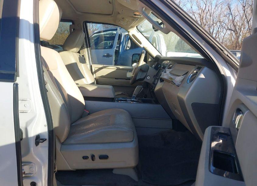 Photo 5 of 2011 Ford Expedition EL LIMITED (VIN 1FMJK2A52BEF26085)