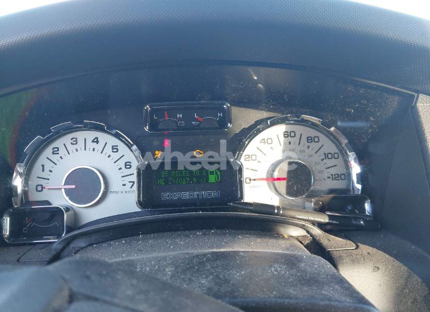 Photo 7 of 2013 Ford Expedition EL LIMITED (VIN 1FMJK2A54DEF69930)
