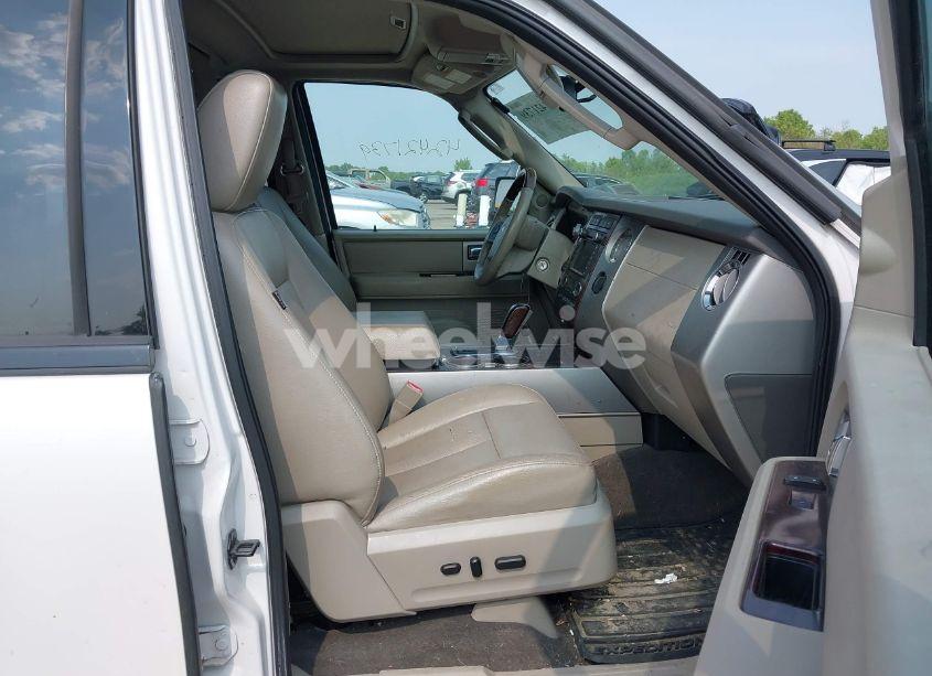 Photo 5 of 2010 Ford Expedition EL LIMITED (VIN 1FMJK2A56AEA29314)