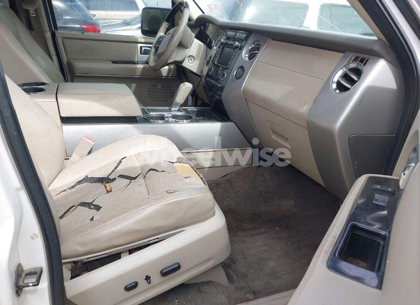 Photo 5 of 2011 Ford Expedition EL LIMITED (VIN 1FMJK2A58BEF15821)