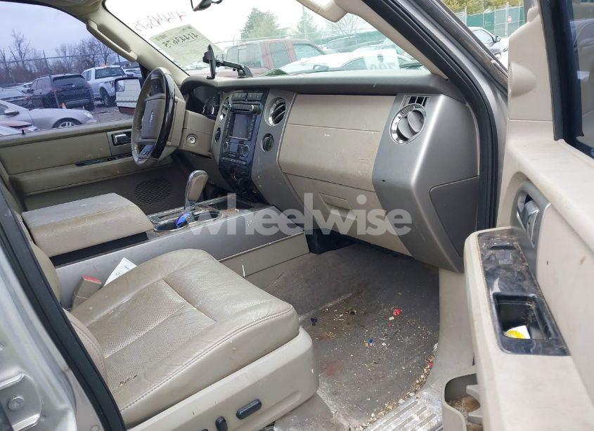 Photo 5 of 2013 Ford Expedition EL LIMITED (VIN 1FMJK2A59DEF54632)