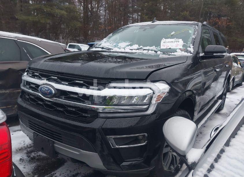 Photo 2 of 2023 Ford Expedition LIMITED MAX (VIN 1FMJK2A80PEA55622)