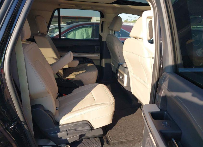 Photo 8 of 2024 Ford Expedition LIMITED MAX (VIN 1FMJK2A80REA34630)