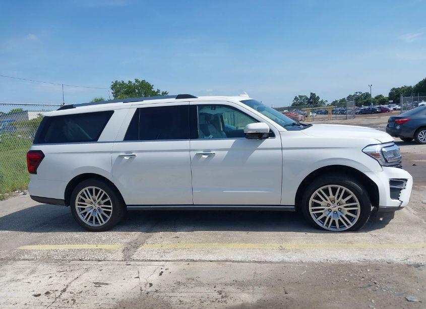 Photo 13 of 2023 Ford Expedition LIMITED MAX (VIN 1FMJK2A84PEA48169)