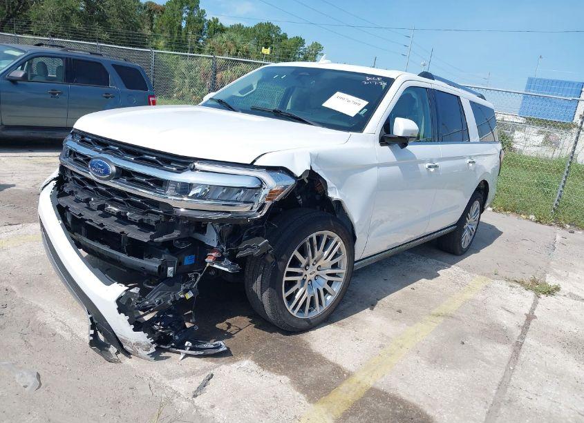 Photo 2 of 2023 Ford Expedition LIMITED MAX (VIN 1FMJK2A84PEA48169)