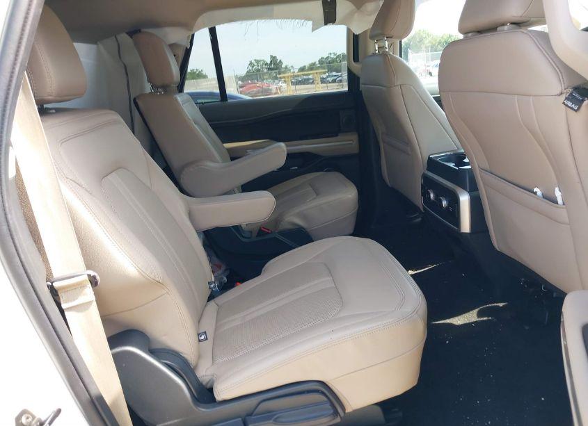 Photo 8 of 2023 Ford Expedition LIMITED MAX (VIN 1FMJK2A84PEA48169)