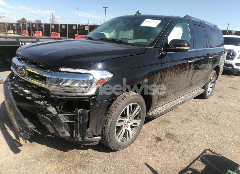 Photo 2 of 2024 Ford Expedition LIMITED MAX (VIN 1FMJK2A84REA23579)