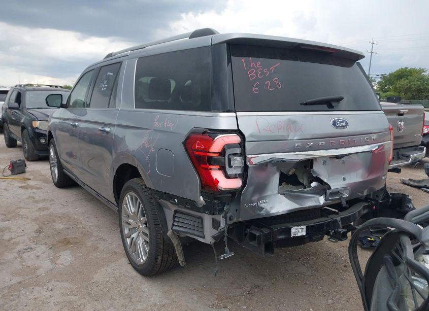 Photo 3 of 2024 Ford Expedition LIMITED MAX (VIN 1FMJK2A84REA32668)