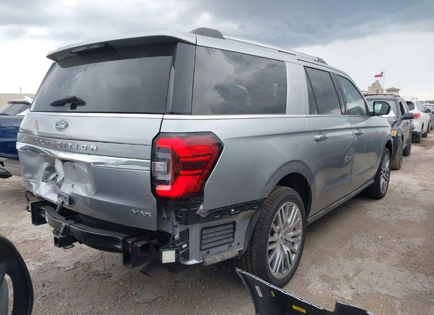 Photo 4 of 2024 Ford Expedition LIMITED MAX (VIN 1FMJK2A84REA32668)