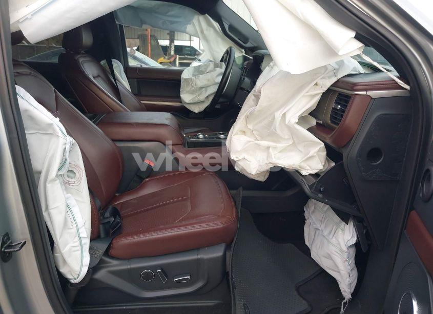 Photo 5 of 2023 Ford Expedition LIMITED MAX (VIN 1FMJK2A85PEA38685)