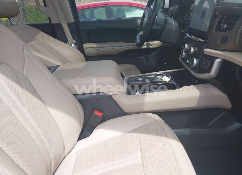 Photo 5 of 2023 Ford Expedition LIMITED MAX (VIN 1FMJK2A85PEA40906)