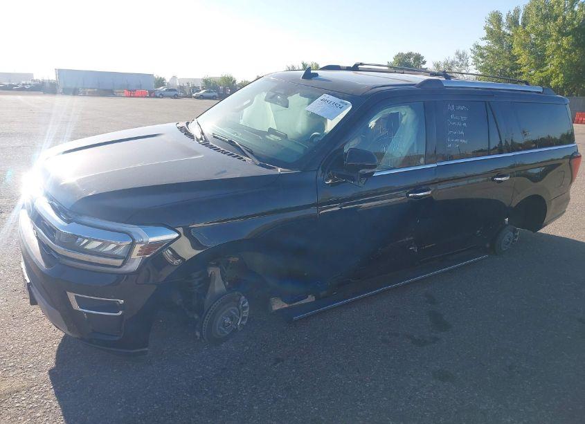Photo 2 of 2024 Ford Expedition LIMITED MAX (VIN 1FMJK2A85REA38382)