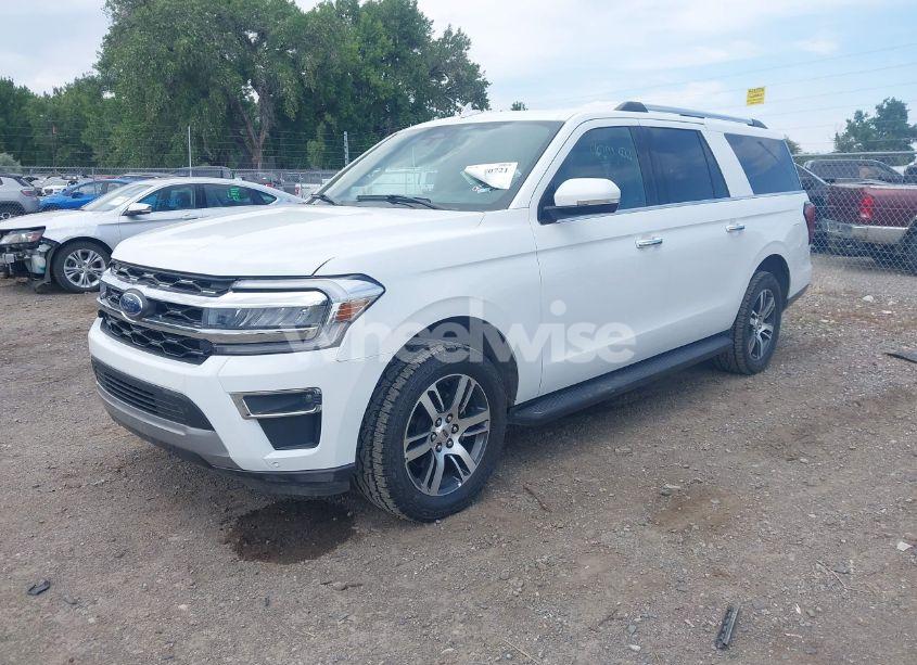 Photo 2 of 2024 Ford Expedition LIMITED MAX (VIN 1FMJK2A86REA33644)