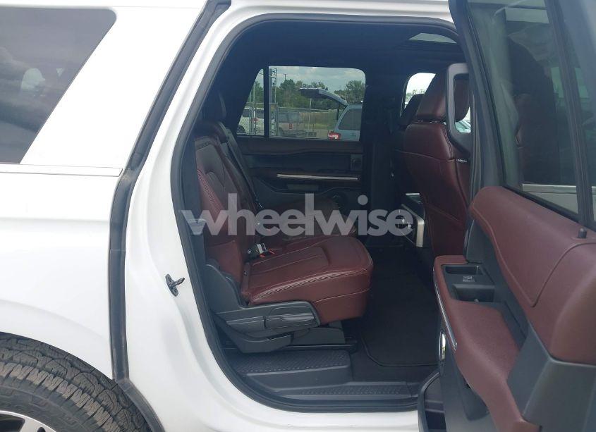 Photo 8 of 2024 Ford Expedition LIMITED MAX (VIN 1FMJK2A86REA33644)