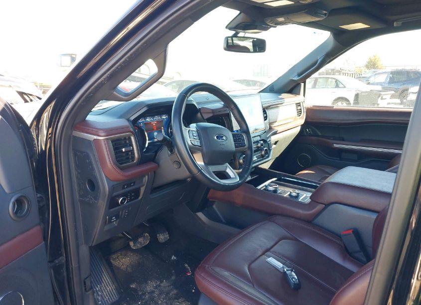 Photo 5 of 2023 Ford Expedition LIMITED MAX (VIN 1FMJK2A87PEA11651)