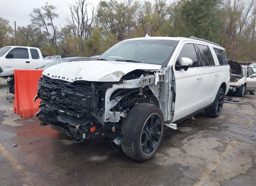Photo 2 of 2023 Ford Expedition LIMITED MAX (VIN 1FMJK2A87PEA57285)