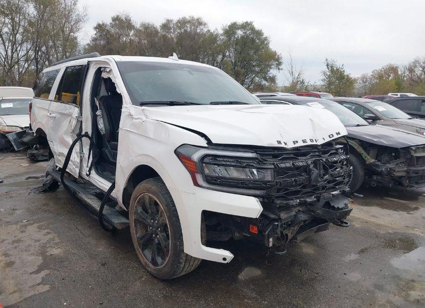 Photo 6 of 2023 Ford Expedition LIMITED MAX (VIN 1FMJK2A87PEA57285)