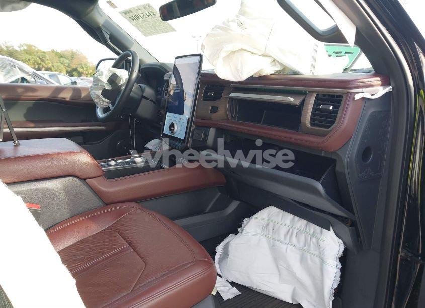 Photo 5 of 2023 Ford Expedition LIMITED MAX (VIN 1FMJK2A87PEA60087)