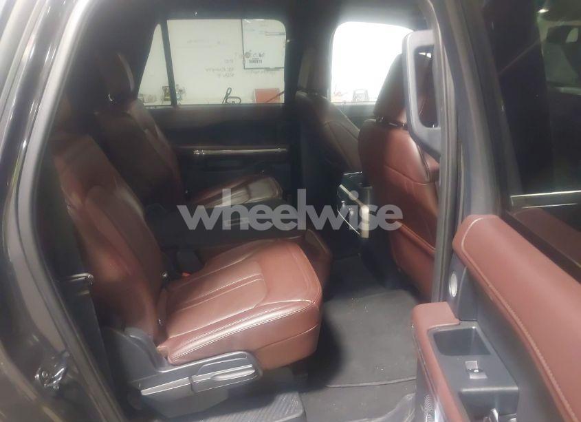 Photo 8 of 2024 Ford Expedition LIMITED MAX (VIN 1FMJK2A87REA19915)