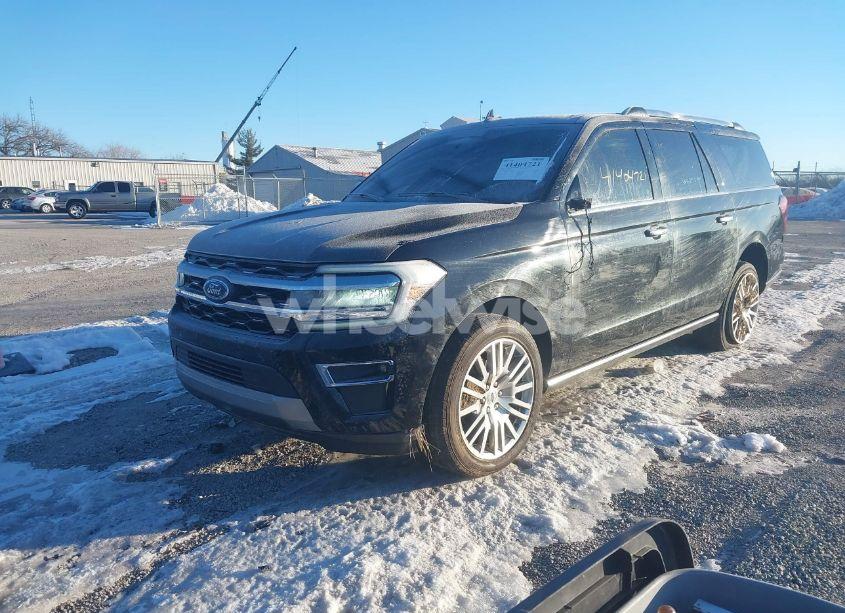 Photo 2 of 2024 Ford Expedition LIMITED MAX (VIN 1FMJK2A88REA37582)