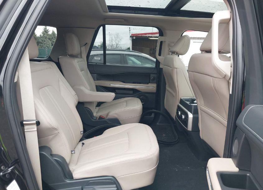 Photo 8 of 2024 Ford Expedition LIMITED MAX (VIN 1FMJK2A88REA38747)
