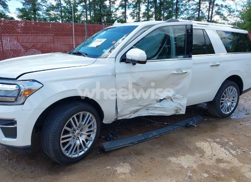 Photo 6 of 2024 Ford Expedition LIMITED MAX (VIN 1FMJK2A8XREA83026)