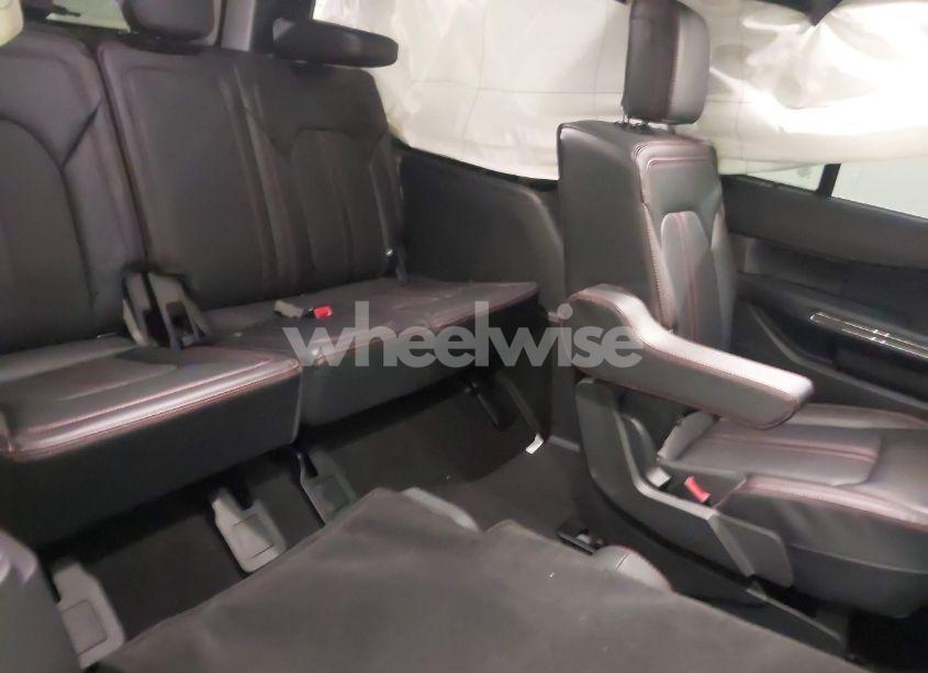 Photo 8 of 2024 Ford Expedition LIMITED MAX (VIN 1FMJK2A8XREB17692)