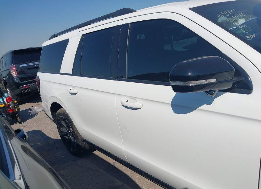 Photo 13 of 2023 Ford Expedition LIMITED MAX (VIN 1FMJK2AG5PEA09842)
