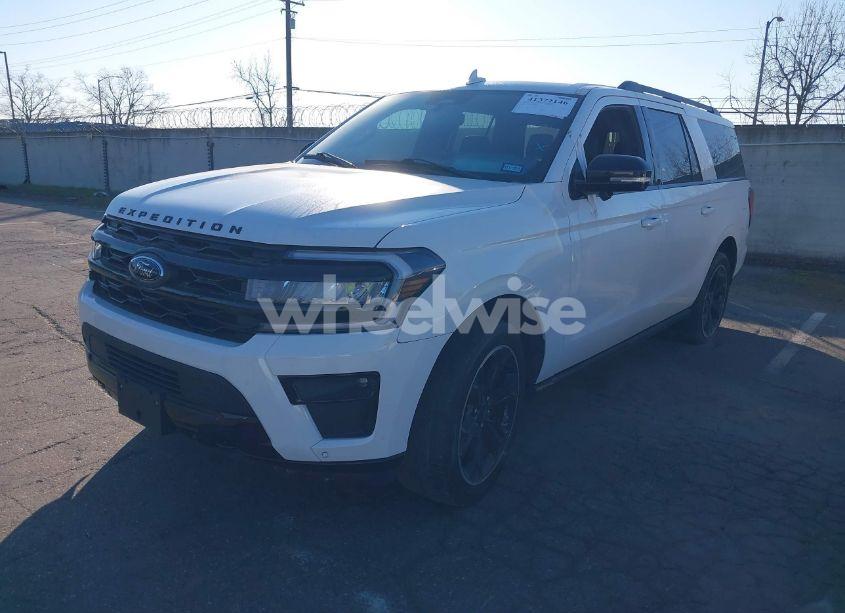 Photo 2 of 2023 Ford Expedition LIMITED MAX (VIN 1FMJK2AG5PEA09842)