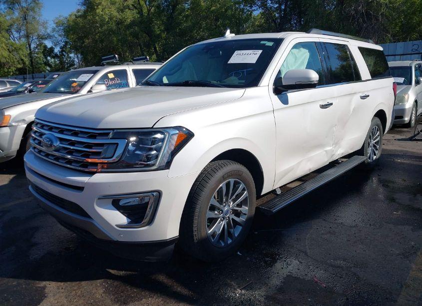 Photo 2 of 2018 Ford Expedition MAX LIMITED (VIN 1FMJK2AT0JEA46768)