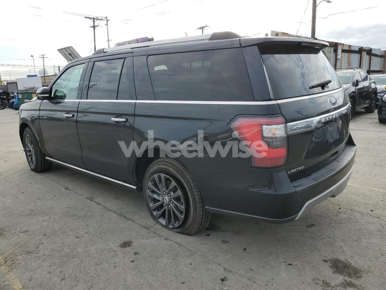 Photo 2 of 2021 FORD EXPEDITION MAX LIMITED (VIN 1FMJK2AT0MEA18327)