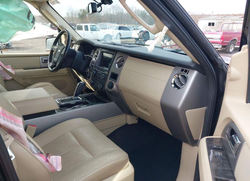 Photo 5 of 2017 Ford Expedition EL LIMITED (VIN 1FMJK2AT2HEA13488)