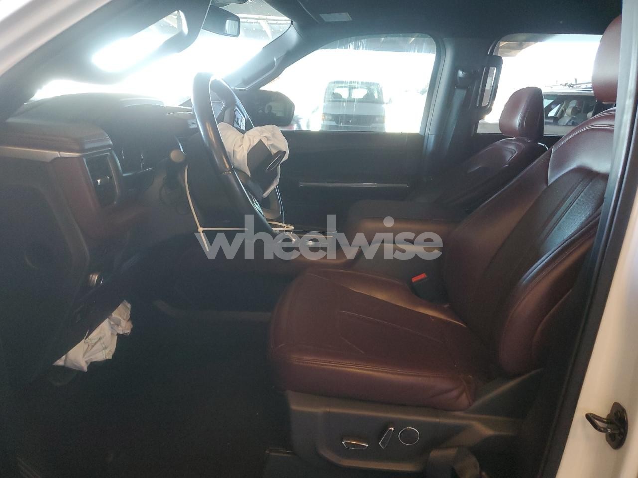 Photo 7 of 2022 FORD EXPEDITION MAX LIMITED (VIN 1FMJK2AT5NEA26179)