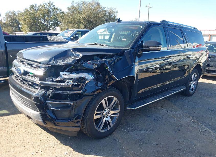 Photo 2 of 2022 Ford Expedition LIMITED MAX (VIN 1FMJK2AT5NEA67234)