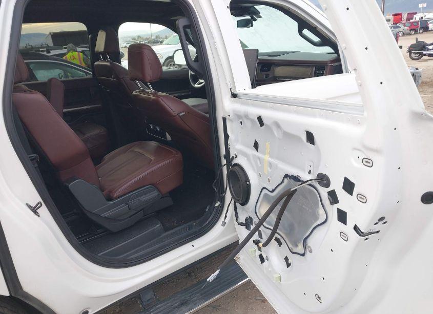 Photo 8 of 2022 Ford Expedition LIMITED MAX (VIN 1FMJK2AT6NEA36753)