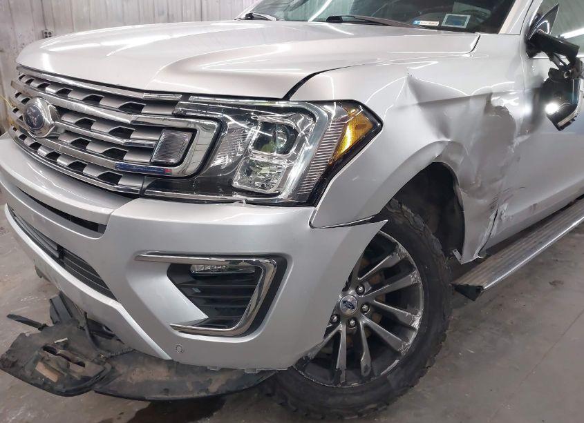 Photo 6 of 2019 Ford Expedition MAX LIMITED (VIN 1FMJK2AT7KEA28172)