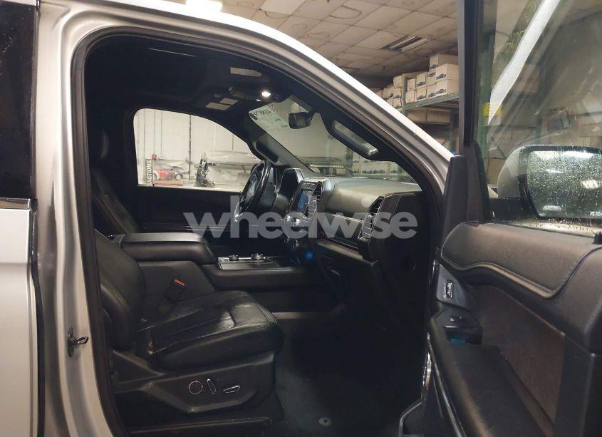 Photo 5 of 2019 Ford Expedition MAX LIMITED (VIN 1FMJK2AT8KEA38399)