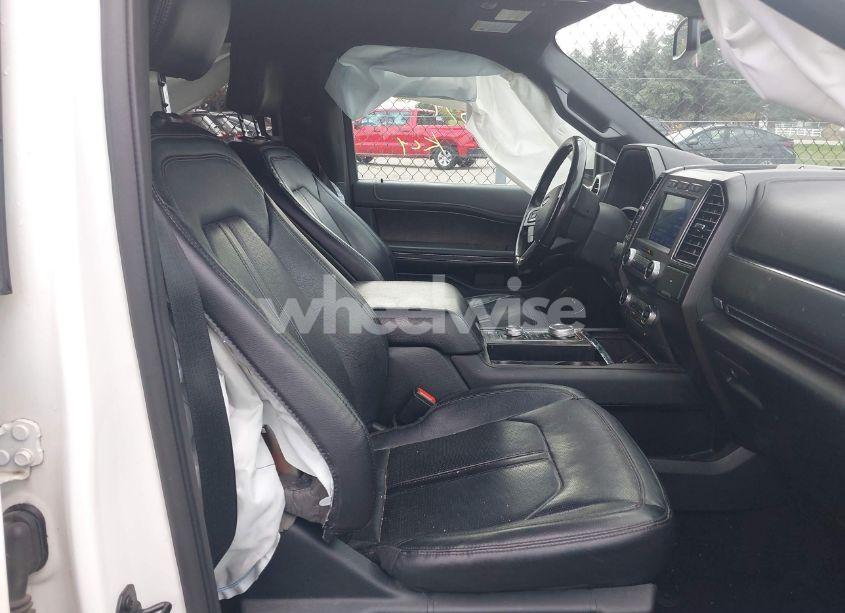 Photo 5 of 2019 Ford Expedition MAX LIMITED (VIN 1FMJK2AT8KEA68180)