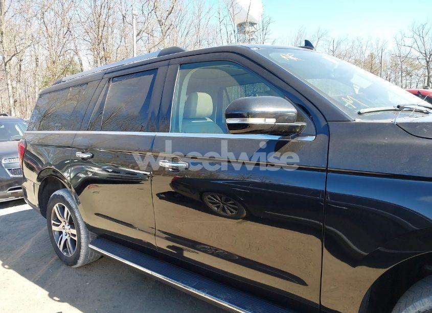 Photo 13 of 2022 Ford Expedition LIMITED MAX (VIN 1FMJK2AT9NEA66569)