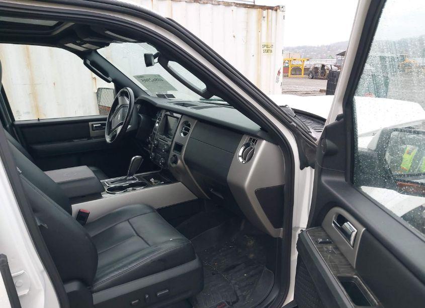 Photo 5 of 2016 Ford Expedition MAX LIMITED (VIN 1FMJK2ATXGEF46865)