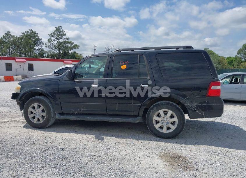 Photo 14 of 2010 Ford Expedition XLT (VIN 1FMJU1F53AEA94103)